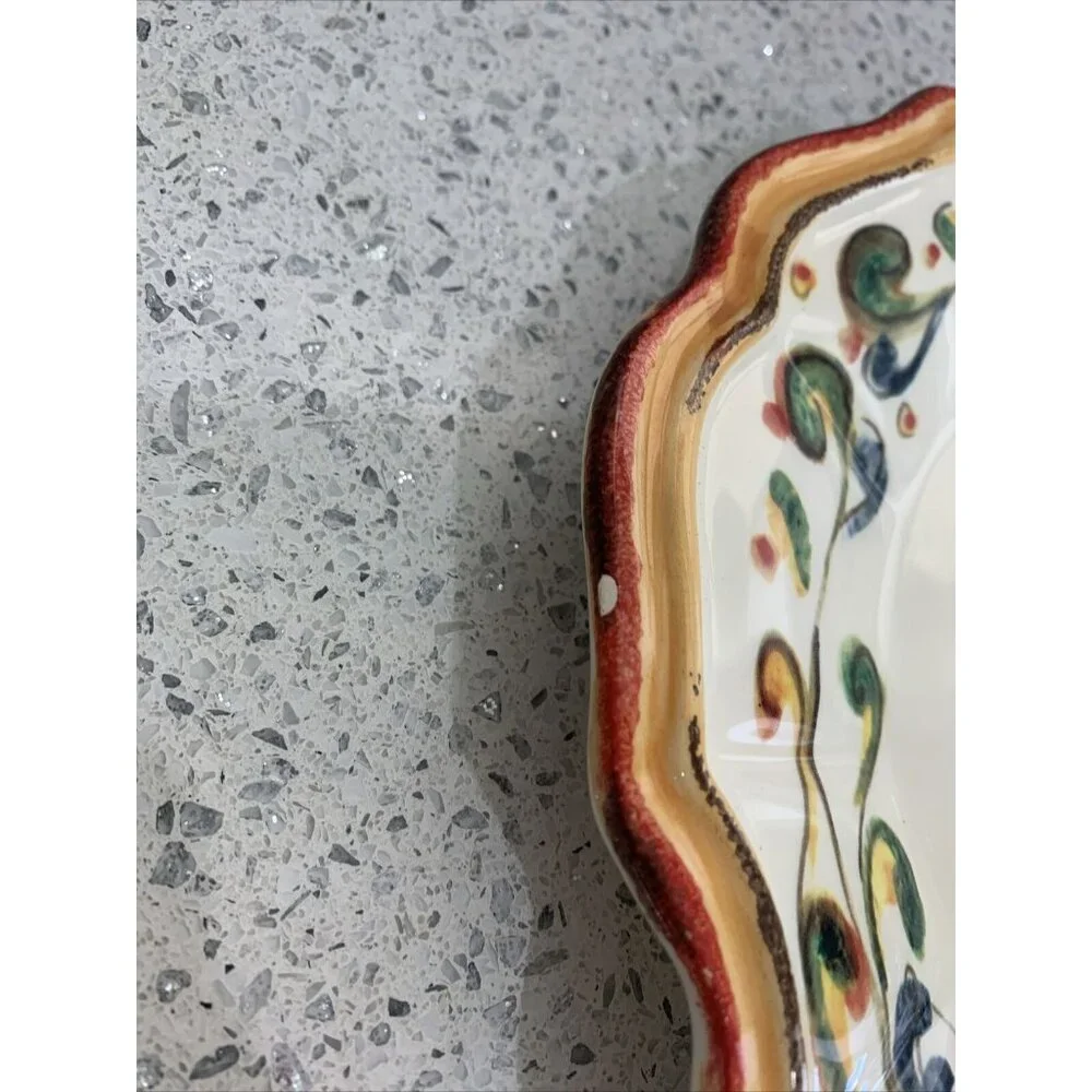 (2) Sur La Table “Mara”Pattern Salad Appetizers Plates 9” Made in Italy READ****